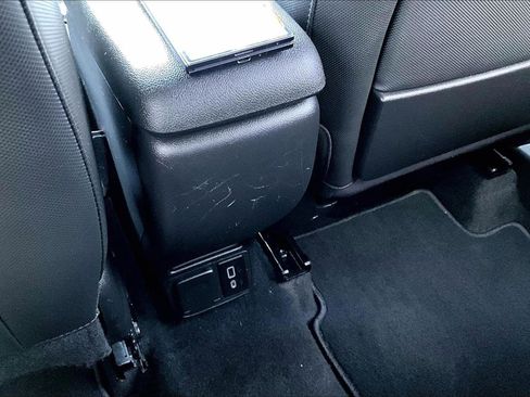 Used 2023 Chevrolet TrailBlazer RS w/ Sun and Liftgate Package image 12