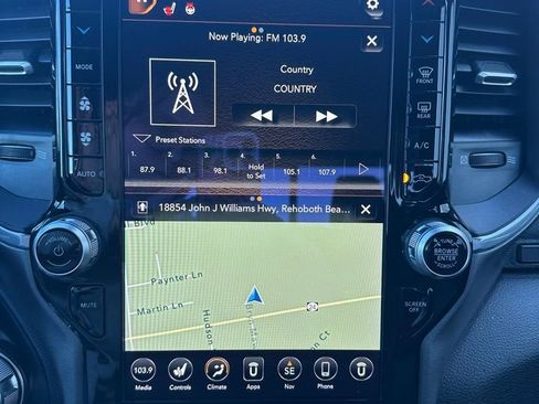 Used 2021 RAM 1500 Laramie image 12