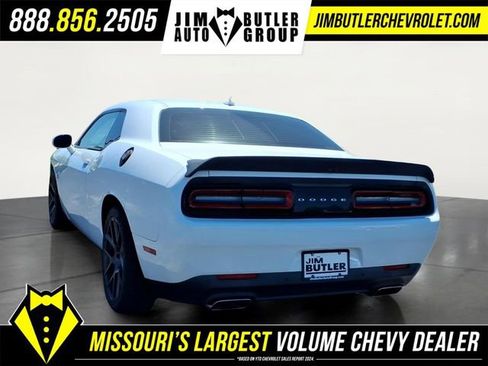Used 2016 Dodge Challenger R/T Scat Pack w/ Sound Group II RWD image 2