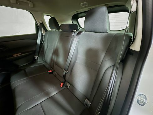 Used 2024 Nissan Rogue S image 22