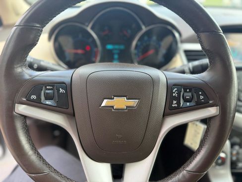 Used 2014 Chevrolet Cruze Diesel image 21