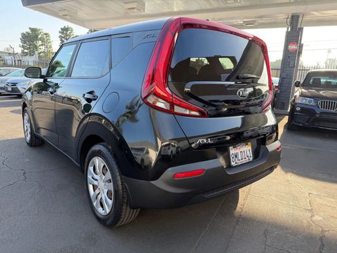 Used 2020 Kia Soul LX image 21