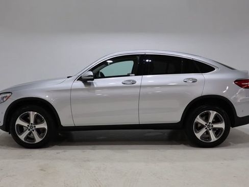 Used 2019 Mercedes-Benz GLC 300 4MATIC Coupe image 4