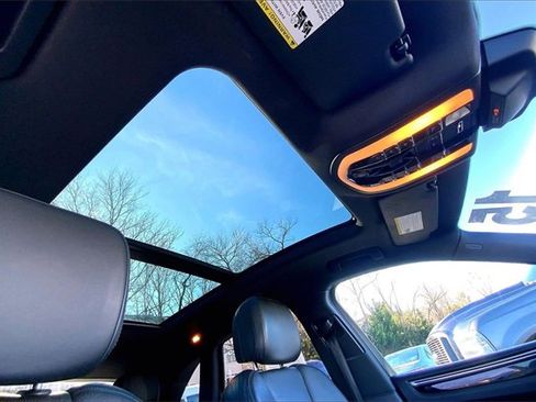 Used 2015 Porsche Macan S image 10