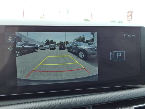 Used 2025 Hyundai Santa Cruz SEL FWD image 10