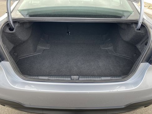 Used 2024 Subaru Legacy image 32