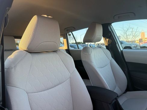 Certified 2025 Toyota Corolla Cross L image 22