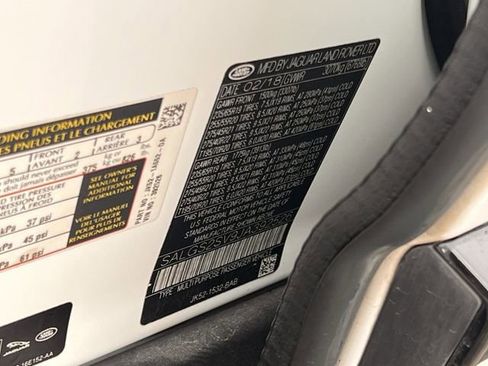 Used 2018 Land Rover Range Rover HSE image 30