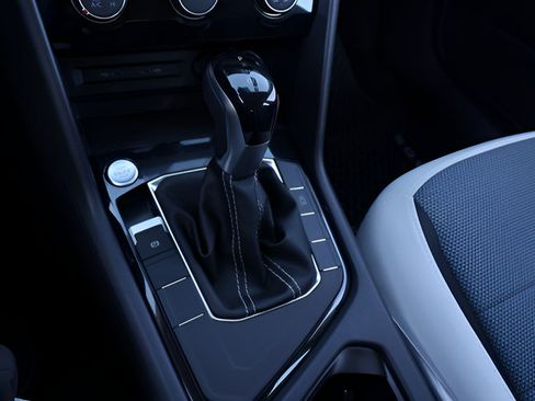 Certified 2026 Volkswagen Taos S FWD image 25