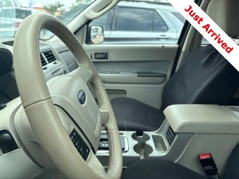 Used 2012 Ford Escape XLT FWD image 11