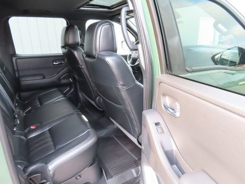 Used 2022 Nissan Frontier PRO-4X AWD/4WD image 29