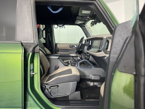 Used 2022 Ford Bronco Wildtrak image 31