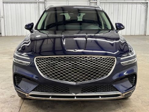 Used 2025 Genesis GV70 2.5T AWD/4WD image 2