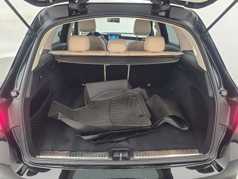 Used 2022 Mercedes-Benz GLC 300 4MATIC image 18