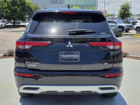 Used 2024 Mitsubishi Outlander SE Black Edition AWD/4WD image 3