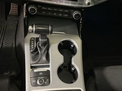 Used 2019 Kia Stinger GT image 4