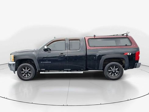 Used 2011 Chevrolet Silverado 1500 LT AWD/4WD image 6