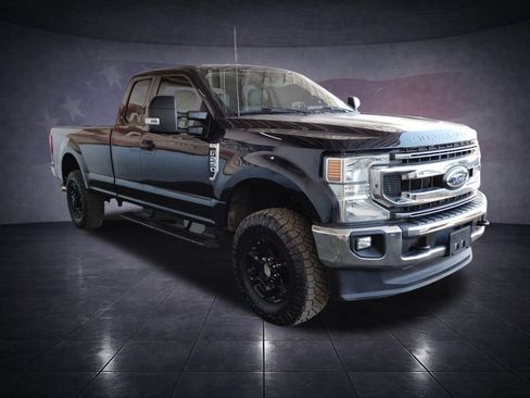 Used 2021 Ford F250 XLT w/ XLT Value Package AWD/4WD image 6