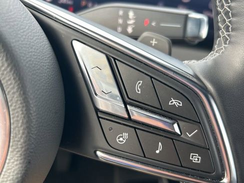 Used 2025 Buick Enclave Preferred image 34