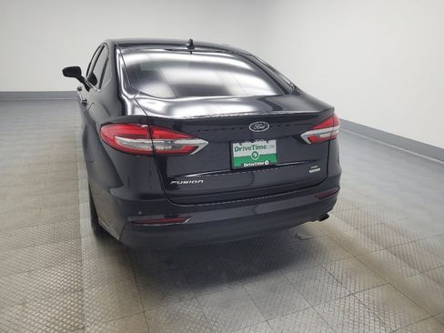 Used 2019 Ford Fusion SE image 6