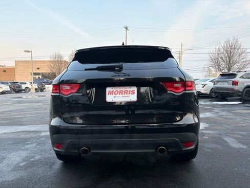 Used 2017 Jaguar F-PACE Prestige image 4