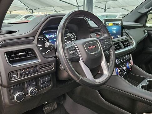 Used 2021 GMC Yukon SLT w/ SLT Luxury Plus Package image 8