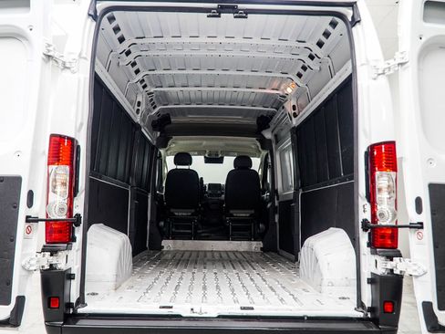 Used 2023 RAM ProMaster 2500 FWD image 15