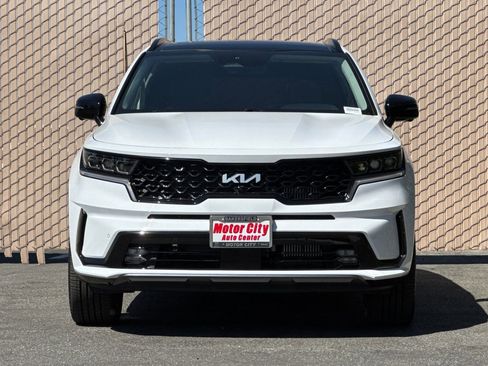 Used 2023 Kia Sorento SX AWD/4WD image 9