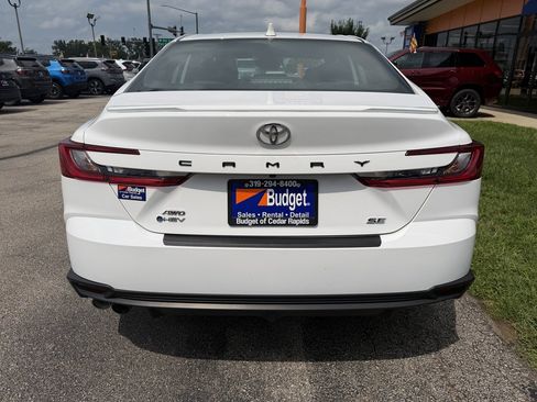 Used 2025 Toyota Camry SE w/ Multimedia Upgrade Package AWD/4WD image 4