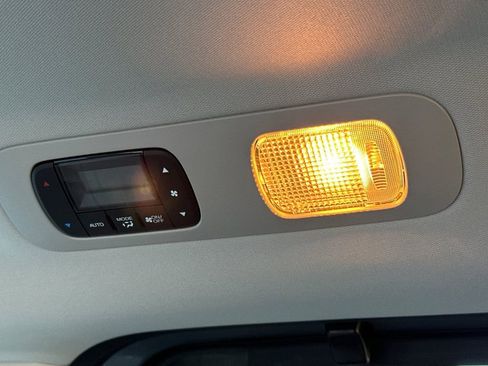 New 2026 Honda Odyssey EX-L image 14