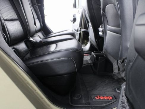 Used 2020 Jeep Gladiator Sport w/ Quick Order Package 24S image 18