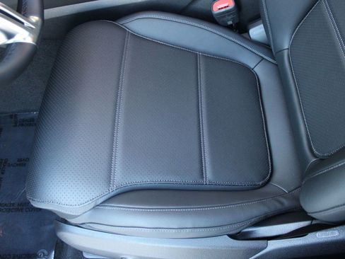 Used 2026 Mercedes-Benz GLC 300 image 14