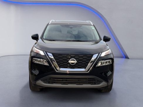 Used 2022 Nissan Rogue SV w/ SV Premium Package image 6