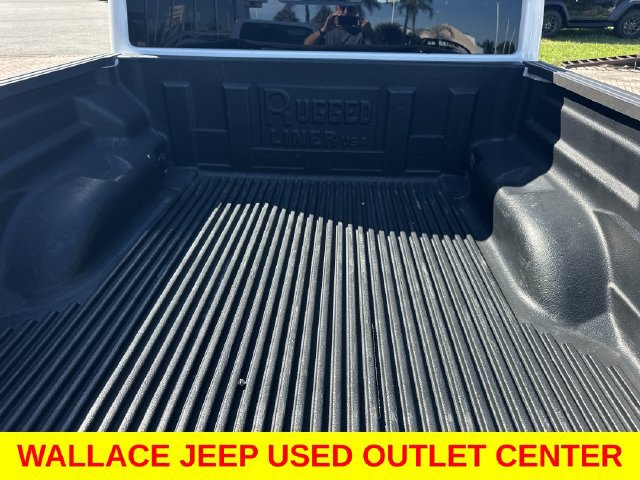Used 2021 Jeep Gladiator Overland AWD/4WD image 10