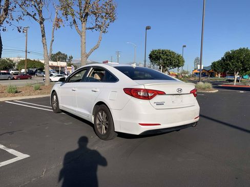 Used 2015 Hyundai Sonata SE image 6
