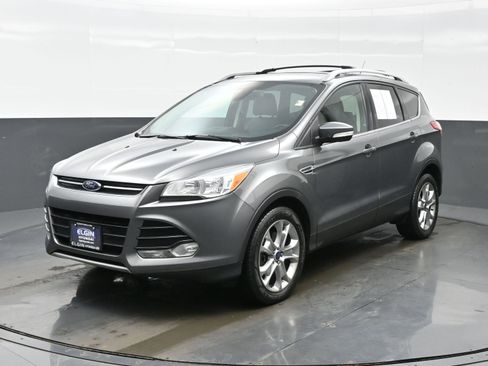 Used 2014 Ford Escape Titanium image 2