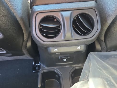 New 2026 Jeep Gladiator Rubicon image 12