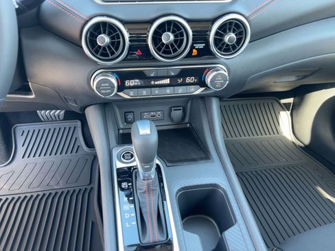 New 2025 Nissan Sentra SR w/ Trunk Package image 17