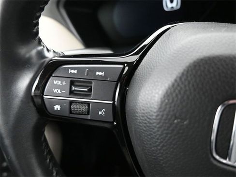 Certified 2024 Honda HR-V EX-L image 19