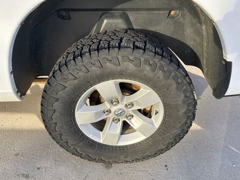 Used 2016 RAM 1500 Tradesman w/ Chrome Appearance Group image 9