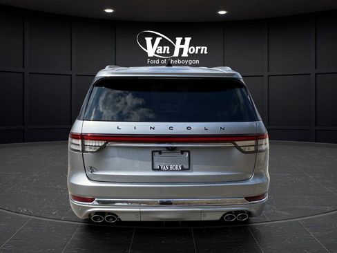 Used 2023 Lincoln Aviator Black Label w/ Dynamic Handling Package AWD/4WD image 6