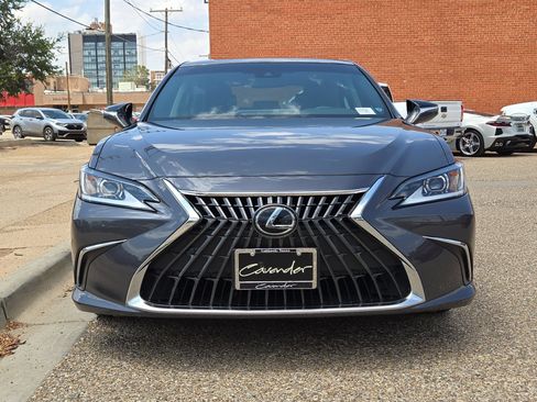 Used 2025 Lexus ES 350 w/ Premium Package FWD image 10