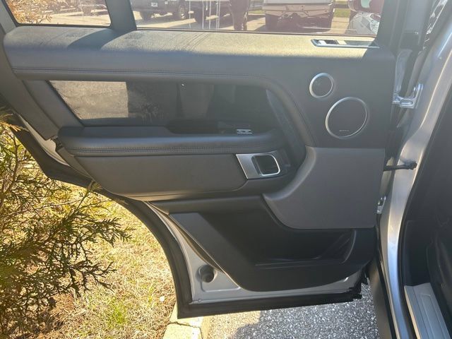 Used 2019 Land Rover Range Rover AWD/4WD image 13