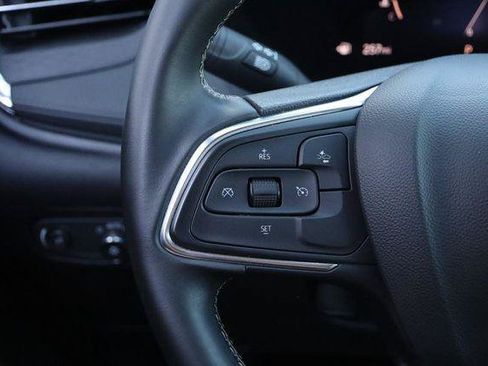 Used 2025 Buick Encore GX Preferred FWD image 11