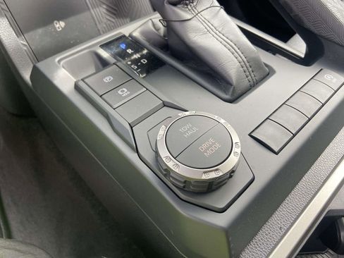 Used 2026 Toyota Tacoma TRD Sport w/ TRD Sport Upgrade Package image 27