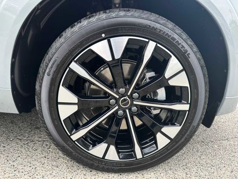 New 2026 Volvo XC60 B5 Plus w/ Protection Package Premier image 9