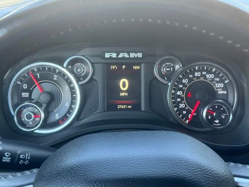 Used 2022 RAM 1500 Big Horn AWD/4WD image 15