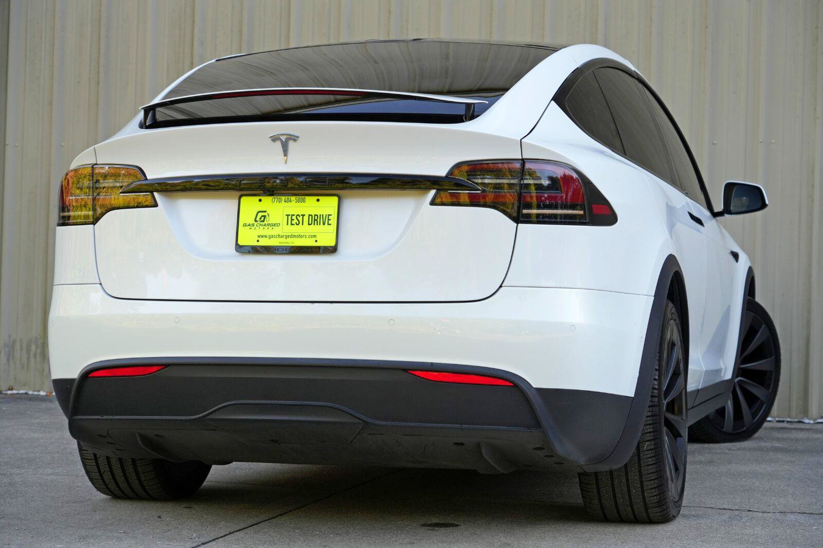 Used 2022 Tesla Model X AWD/4WD image 4