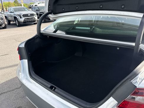 Used 2024 Toyota Camry SE FWD image 15