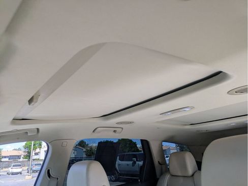 Used 2019 Buick Enclave Essence AWD/4WD image 33